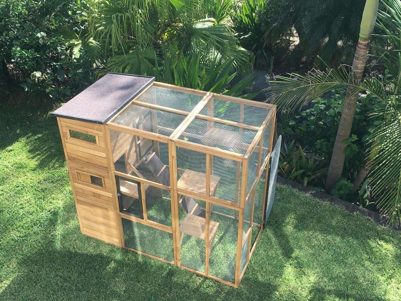 Heidi Cat House - Image 7